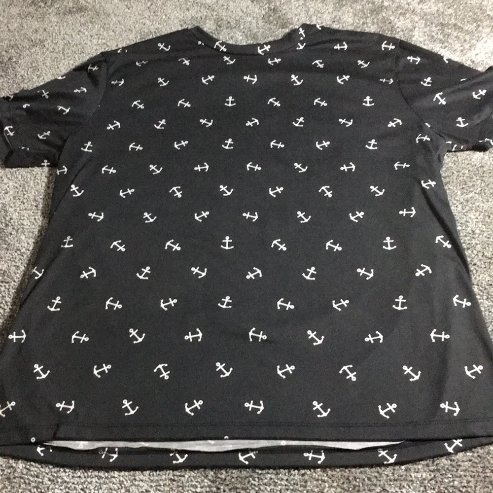 Men’s Forever 21 Anchor T Shirt Size Large